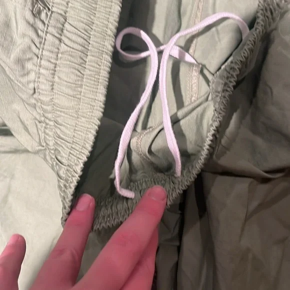 Nike Cargo Pants - Picture 4 of 7